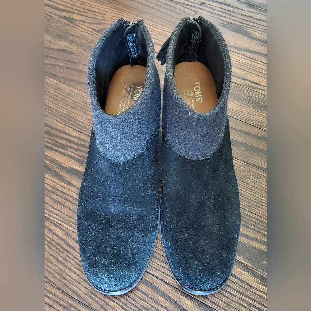 Toms Boot Heels Size 9 - Picture 2 of 7